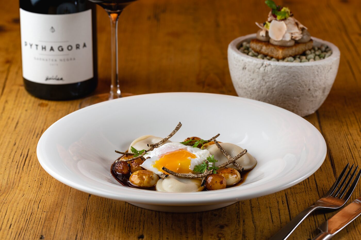 à-la-carte-Gericht mit Weinbegleitung im Weinhof Voosen
